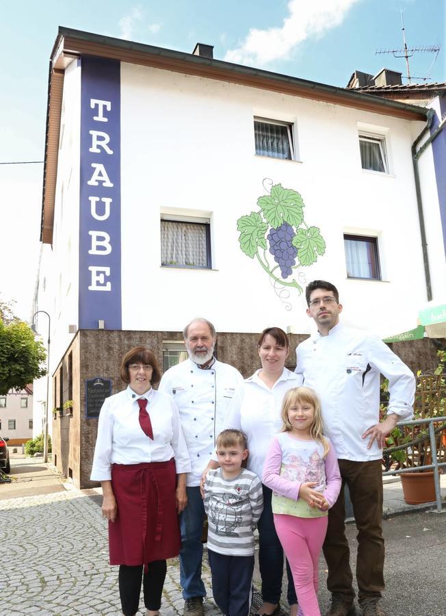 Gasthof Traube อัสปาค ภายนอก รูปภาพ